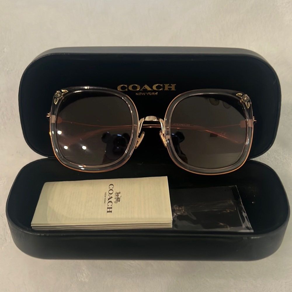 Women’s Coach Sunglasses (HC7101B)